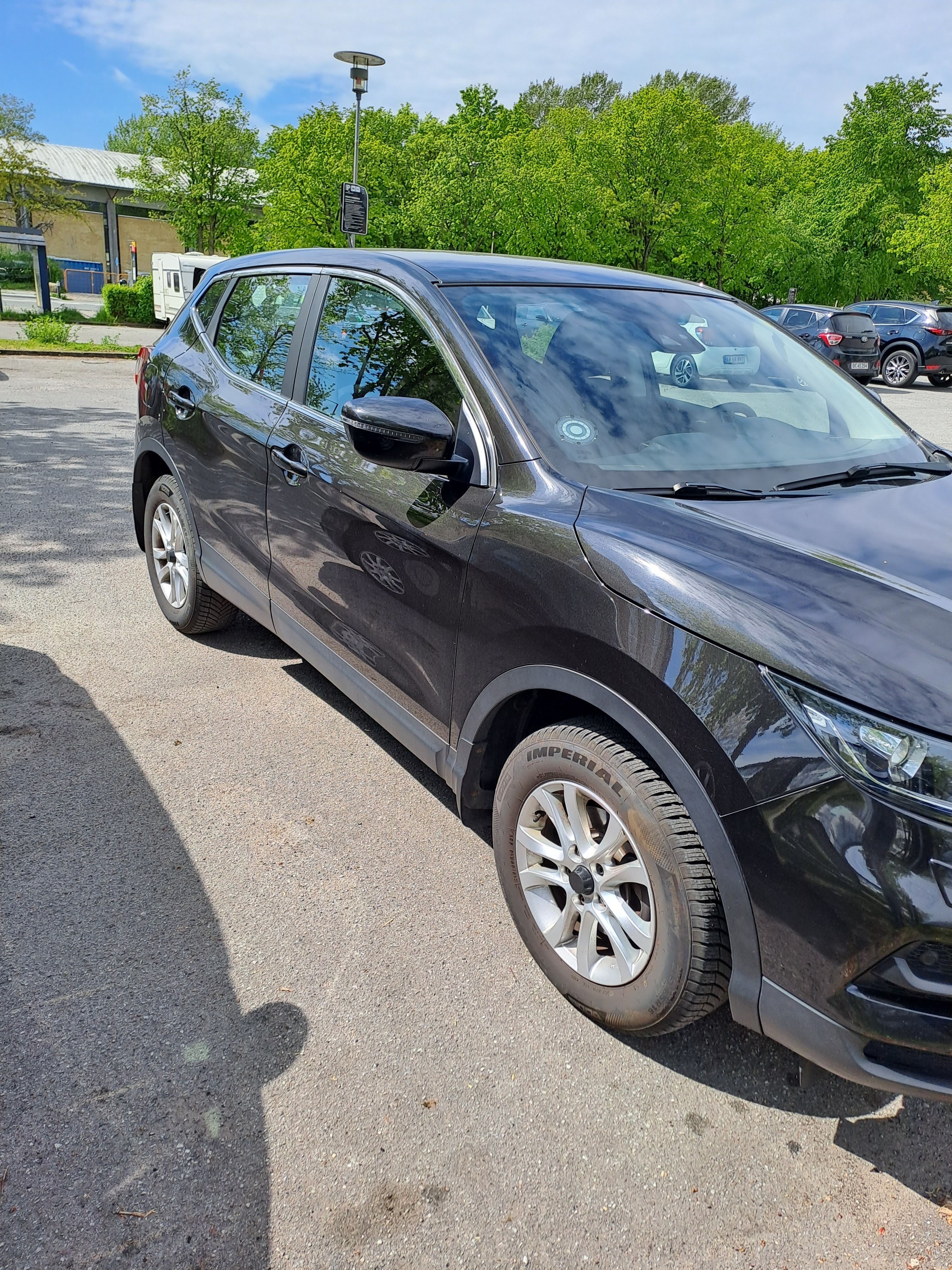 Sort Nissan Qashqai fra 2019