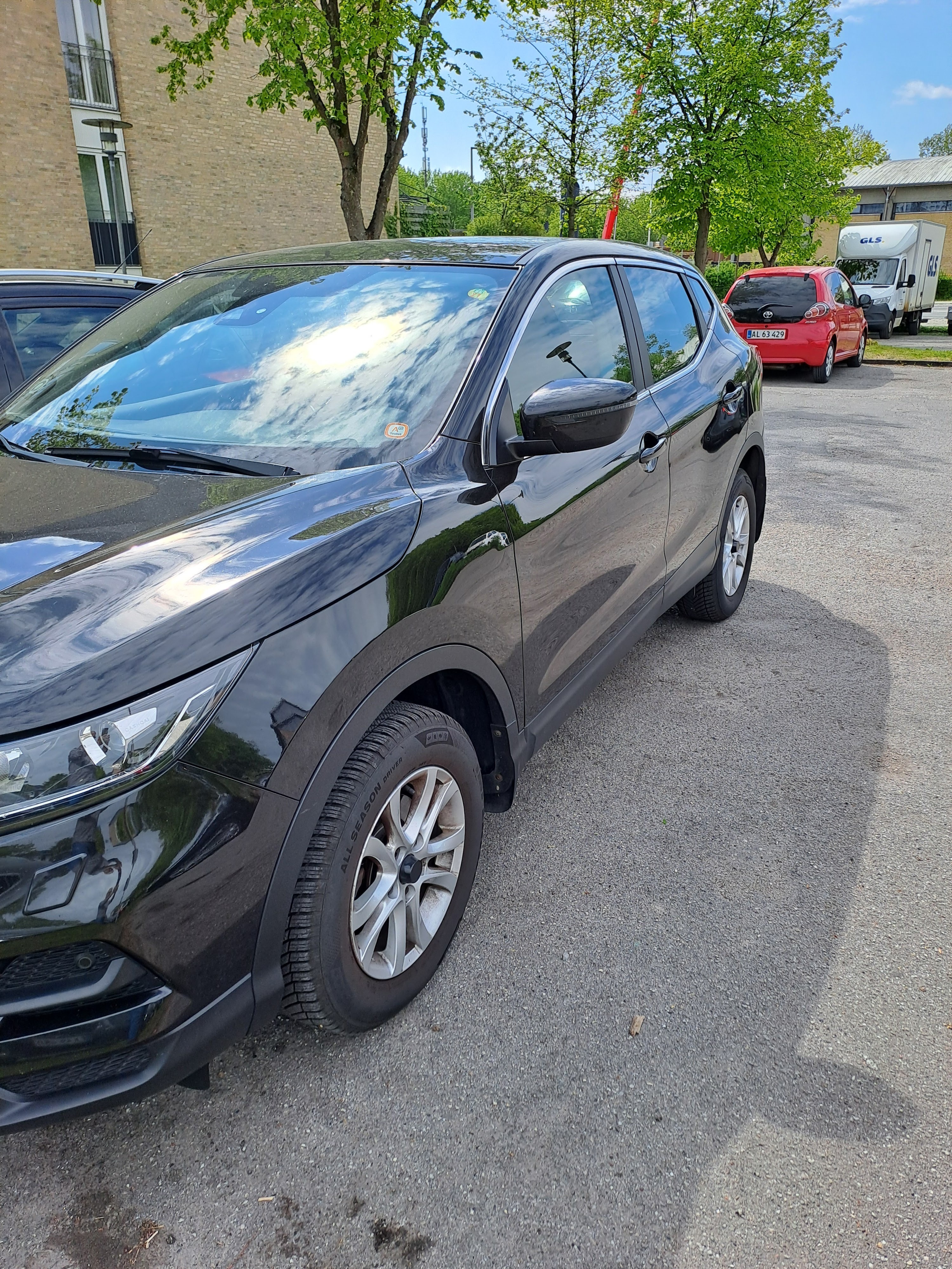 Nissan Qashqai 1,3 DIG-T 140 6 M/T
