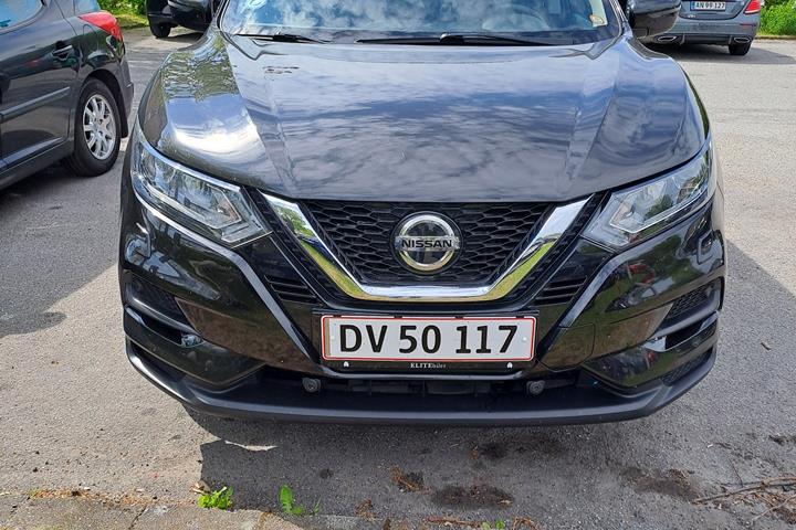 Sort Nissan Qashqai fra 2019