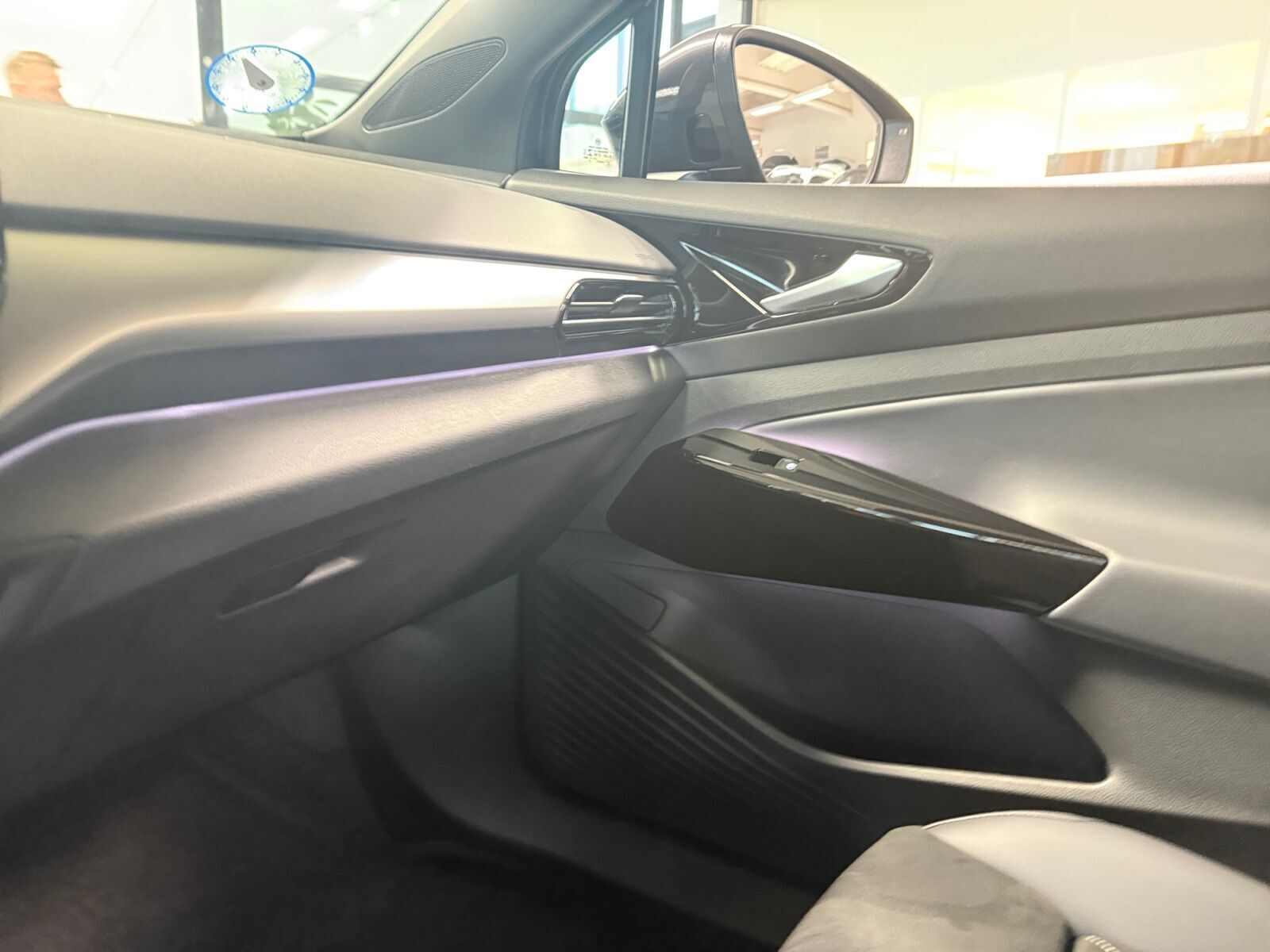 Grå VW ID.4 fra 2022