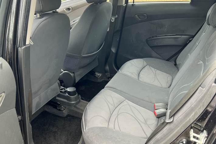 Sort Chevrolet Spark fra 2011