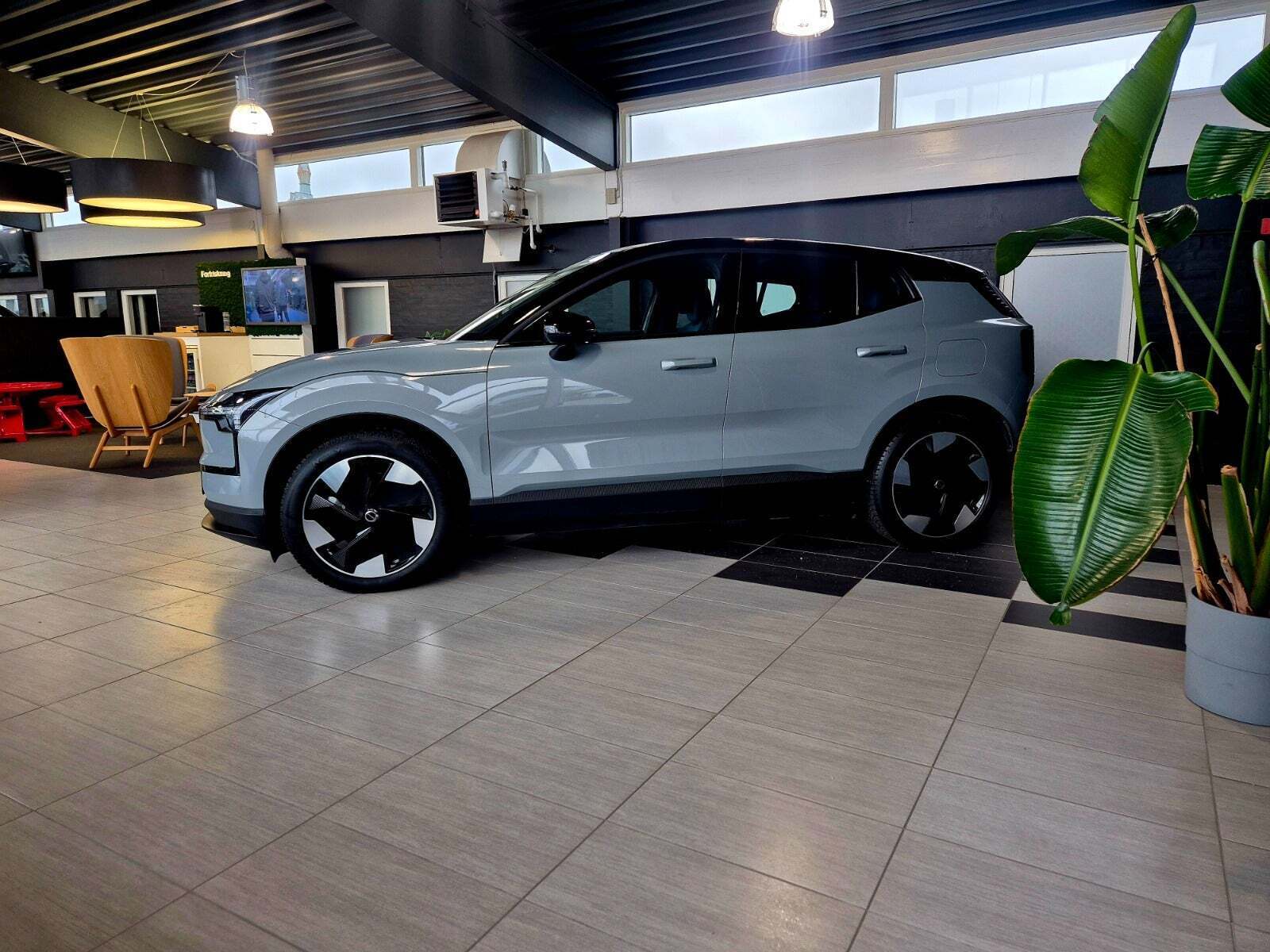 Volvo EX30 Extended Range Plus