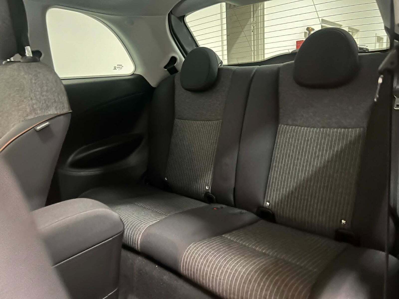 Fiat 500e 42 Icon Sky