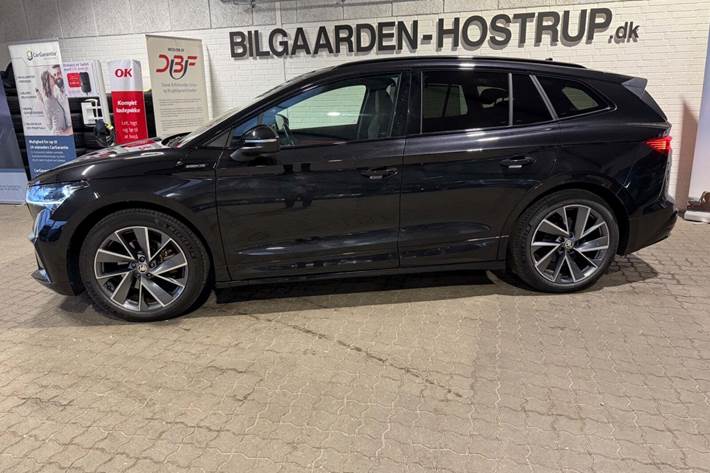 Sort Skoda Enyaq fra 2023