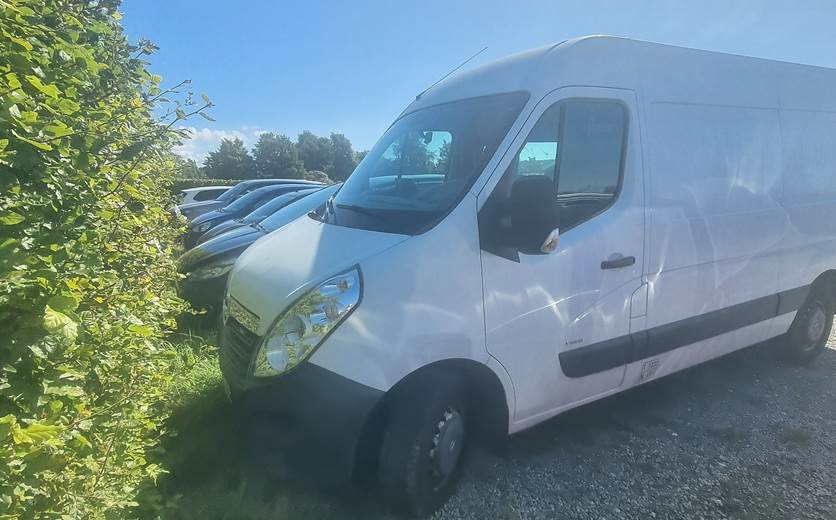Opel Movano 2,3 CDTi 145HK Kassevogn