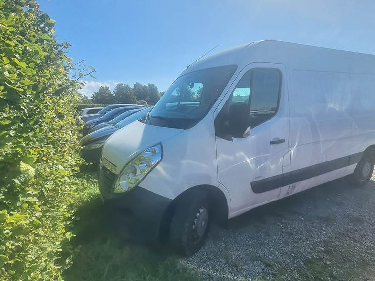 Opel Movano 2,3 CDTi 145HK Kassevogn