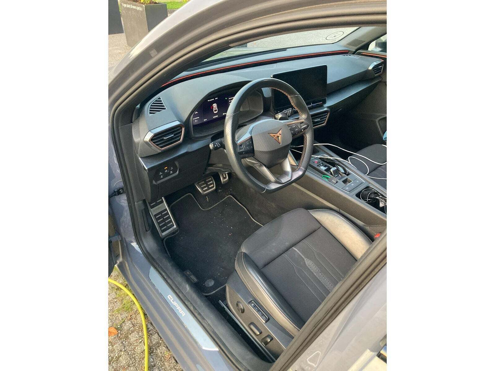 Grå Seat Leon fra 2021