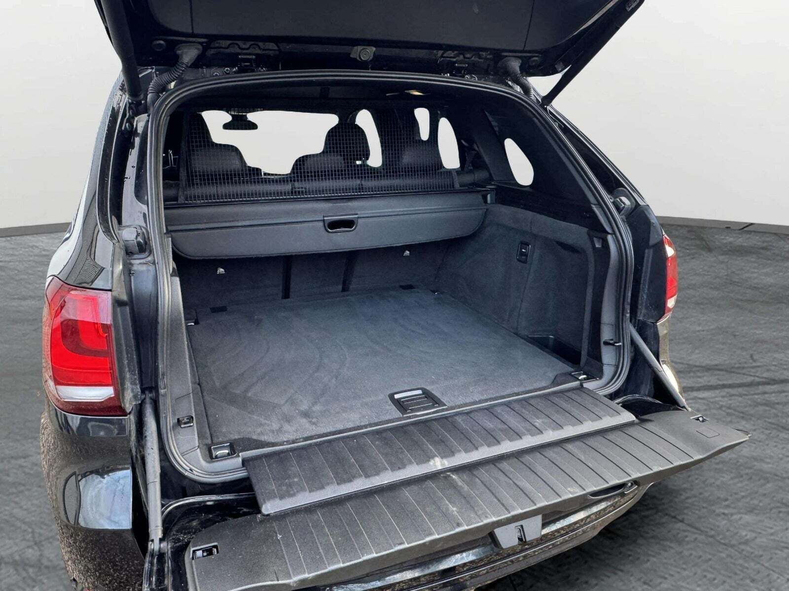 Sort BMW X5 fra 2014