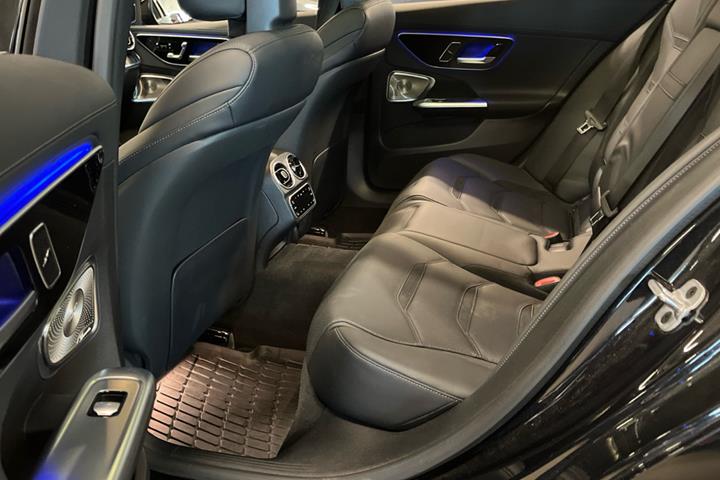undefined Mercedes C63 fra 2023
