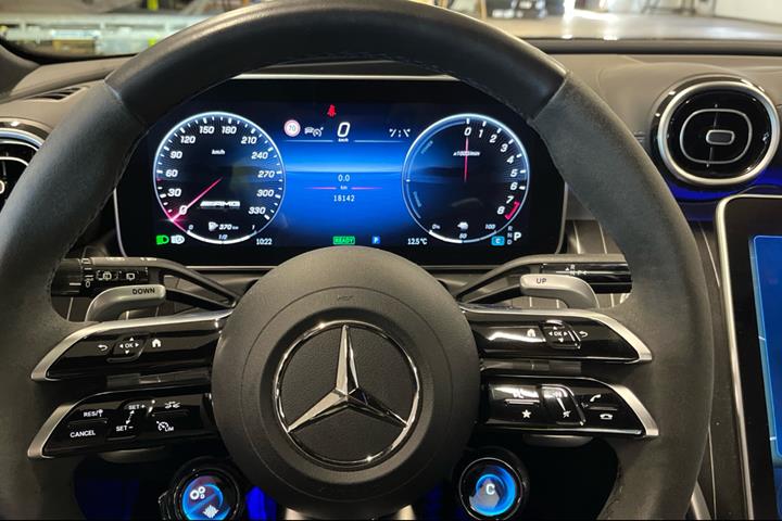 undefined Mercedes C63 fra 2023