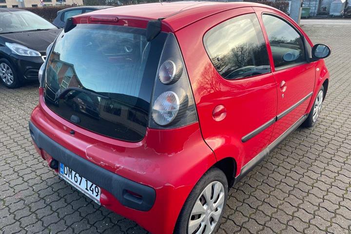 Rød Citroën C1 fra 2008