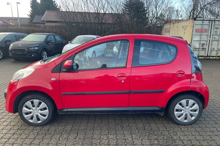 Rød Citroën C1 fra 2008