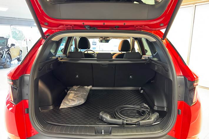 Rød Hyundai Tucson fra 2022