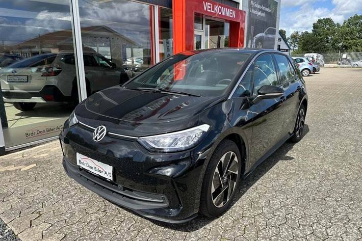 Sort VW ID.3 fra 2024 set udefra