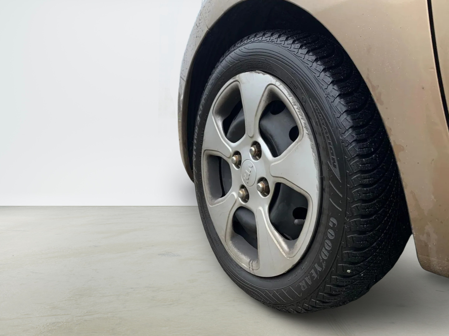 Brun Kia Picanto fra 2013