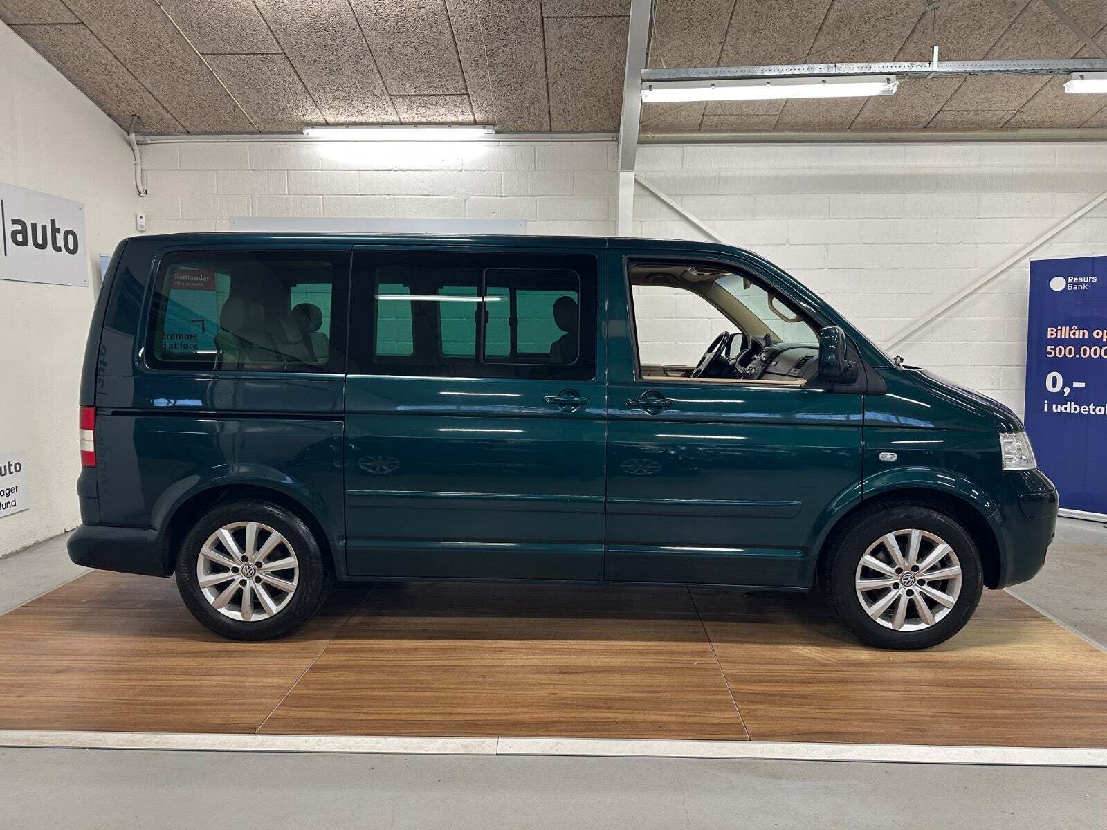 VW Multivan 2,5 TDi 130 Highline DSG
