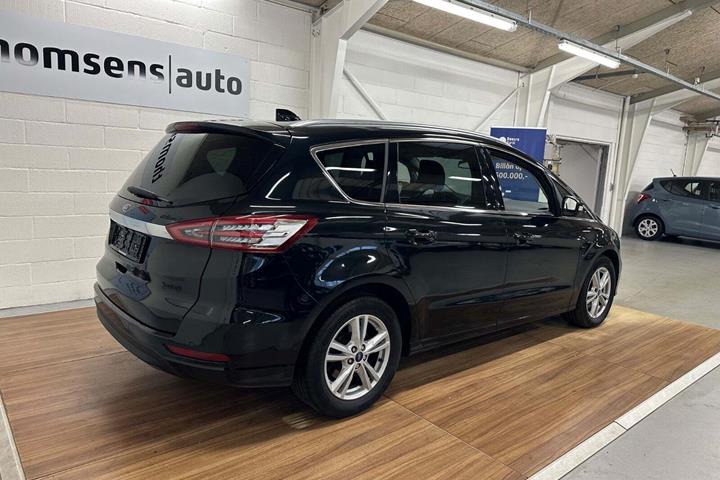 Sort Ford S-MAX fra 2020