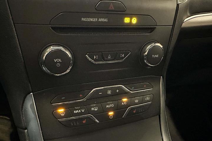 Sort Ford S-MAX fra 2020