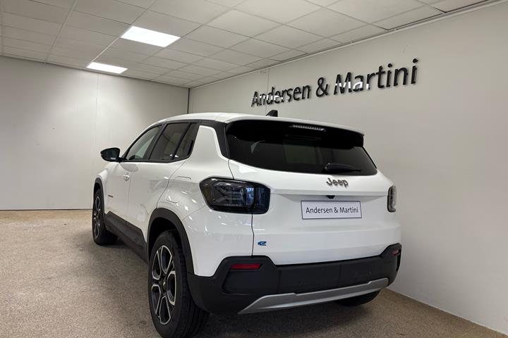 Hvid Jeep Avenger fra 2024