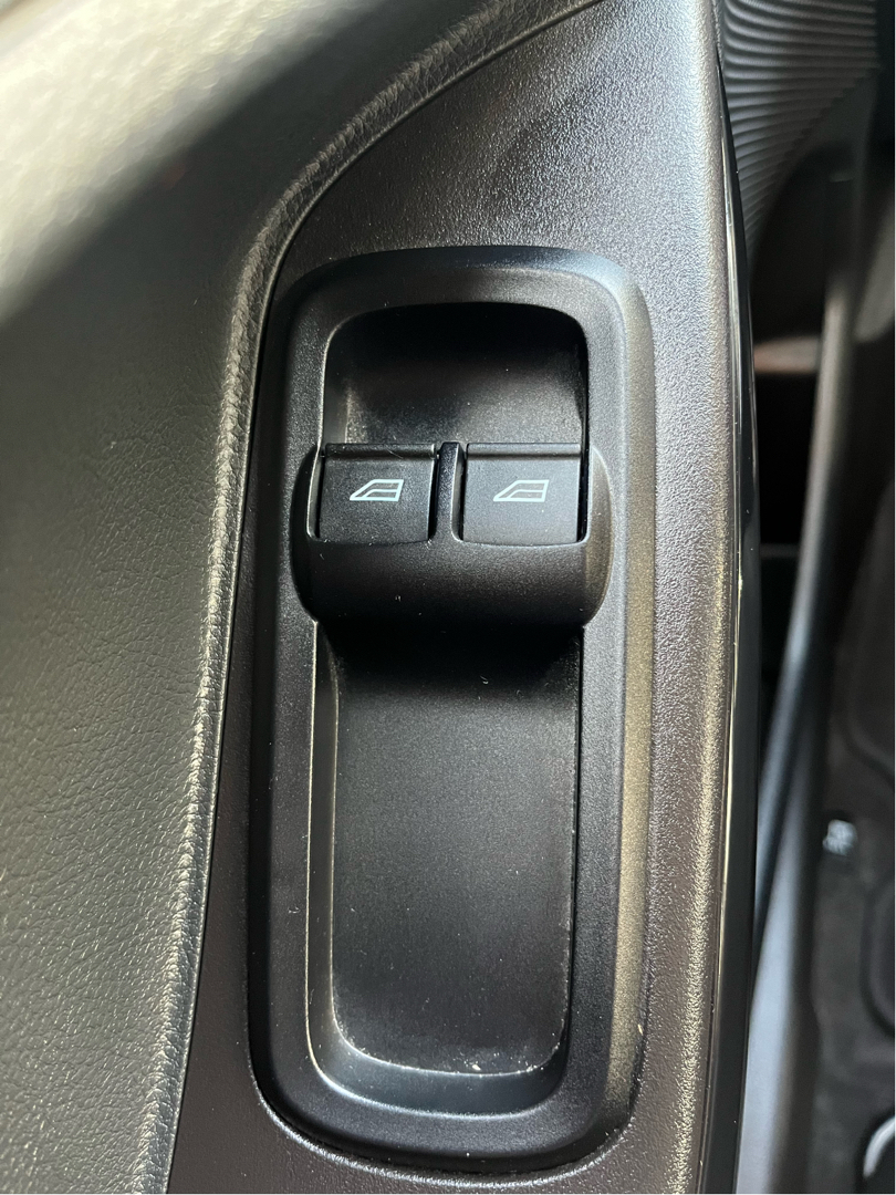 Rød Ford Ka+ fra 2016