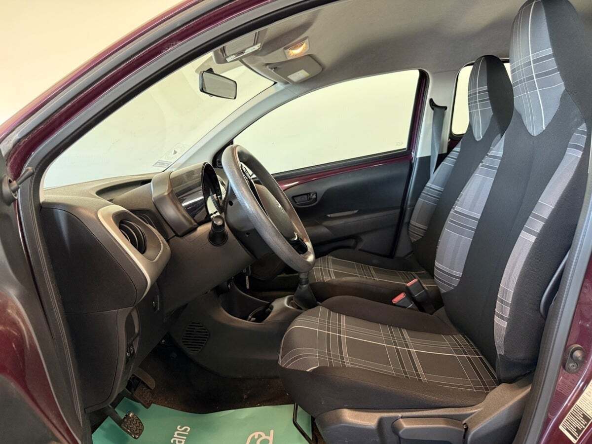 Peugeot 108 1,0 e-VTi 69 Allure TOP!