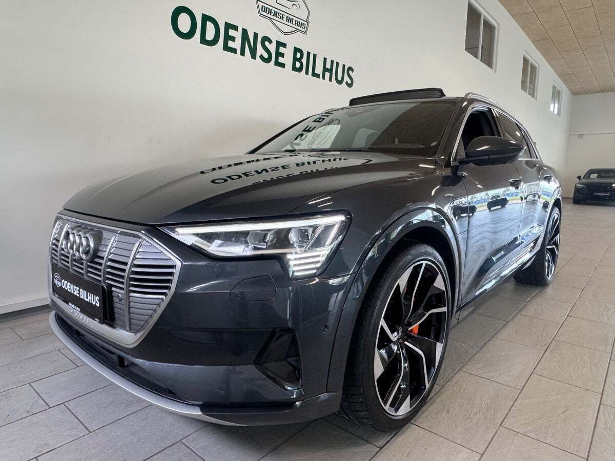 Audi e-tron 55 S-line quattro