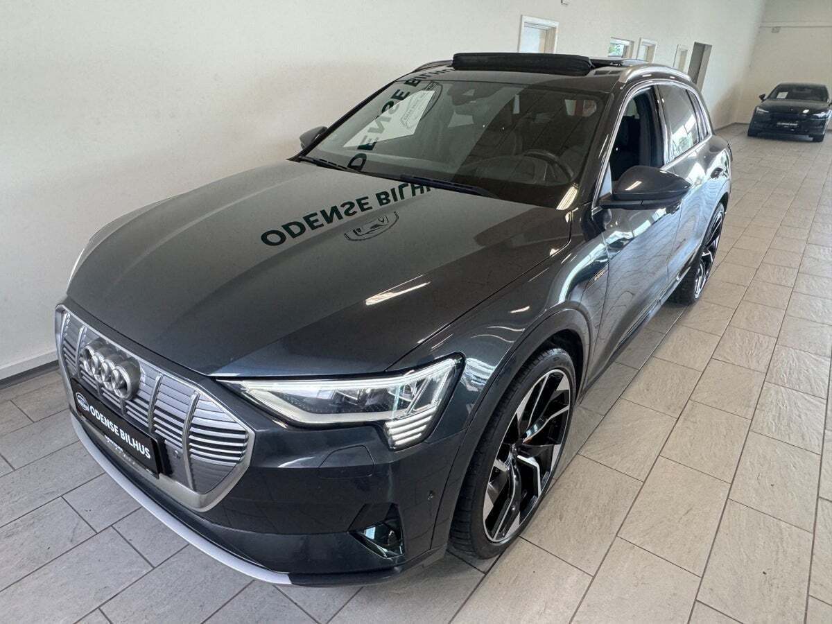 Audi e-tron 55 S-line quattro