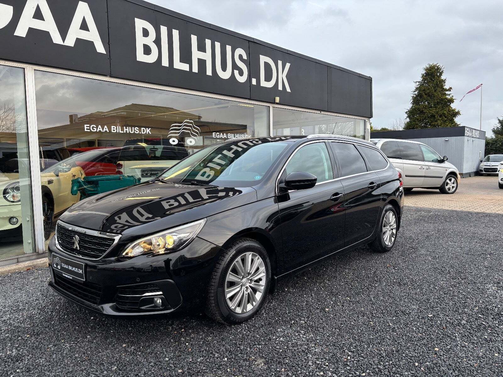 Peugeot 308 1,6 BlueHDi 120 Allure Sky SW