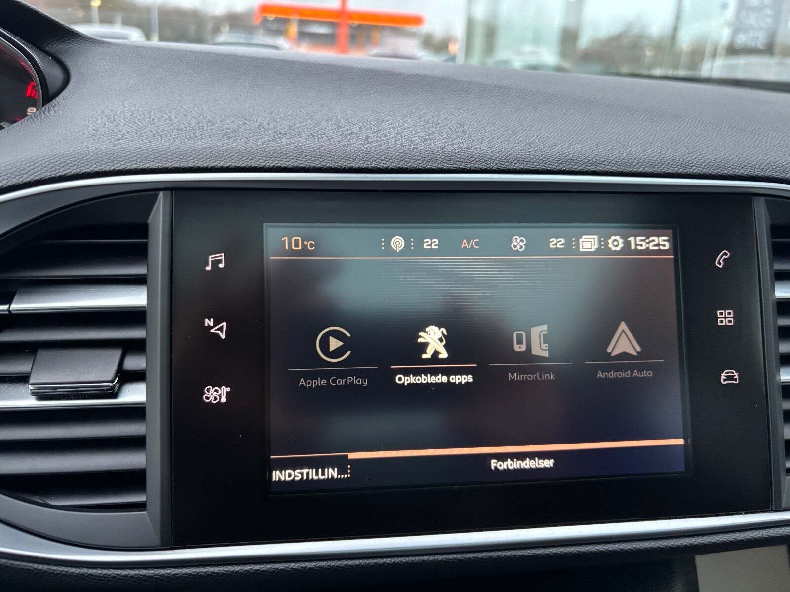 Sort Peugeot 308 fra 2018