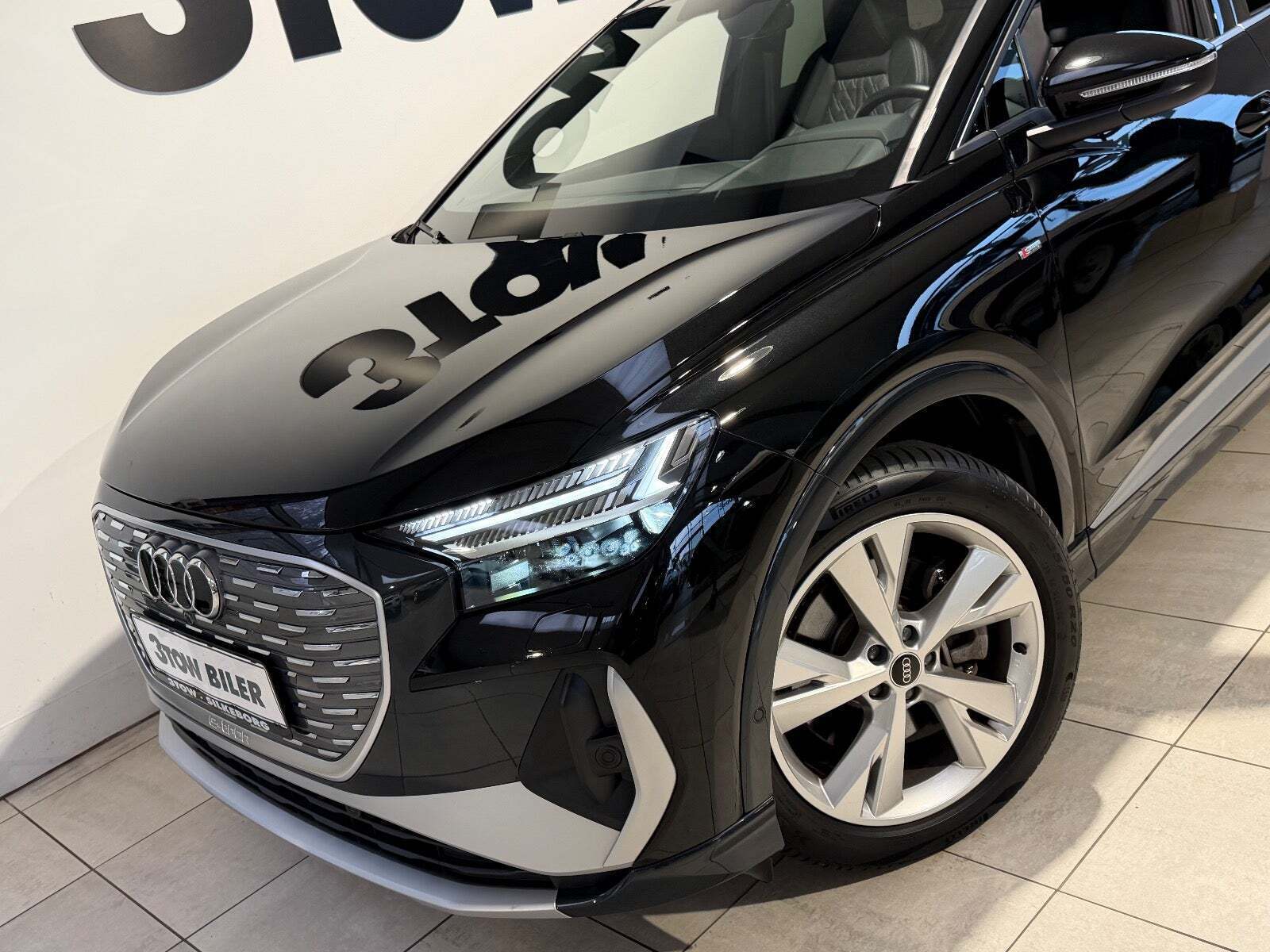 Sort Audi Q4 e-tron fra 2023