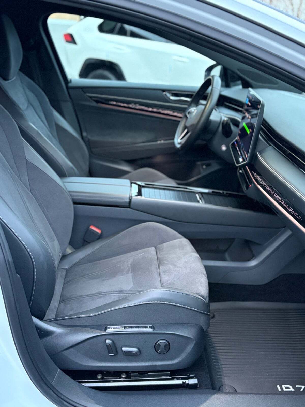 VW ID.7 77 Pro Tourer