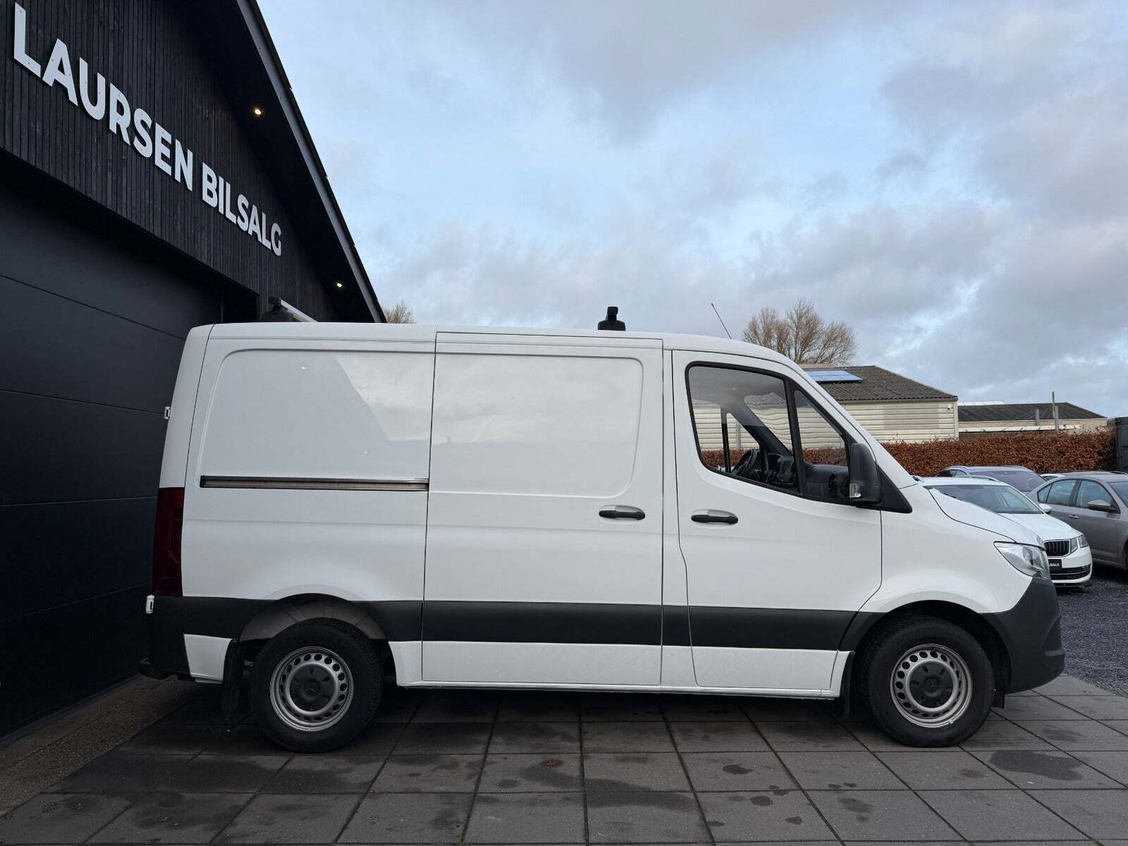 Mercedes Sprinter 214 2,2 CDi A2 Kassevogn aut. FWD