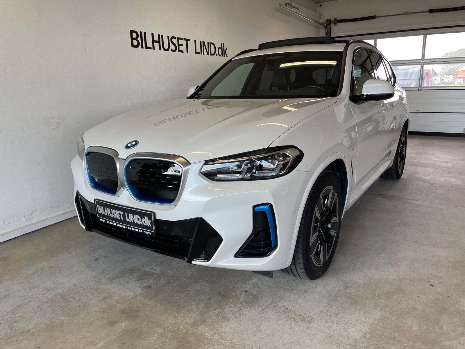 BMW iX3 Charged M-Sport