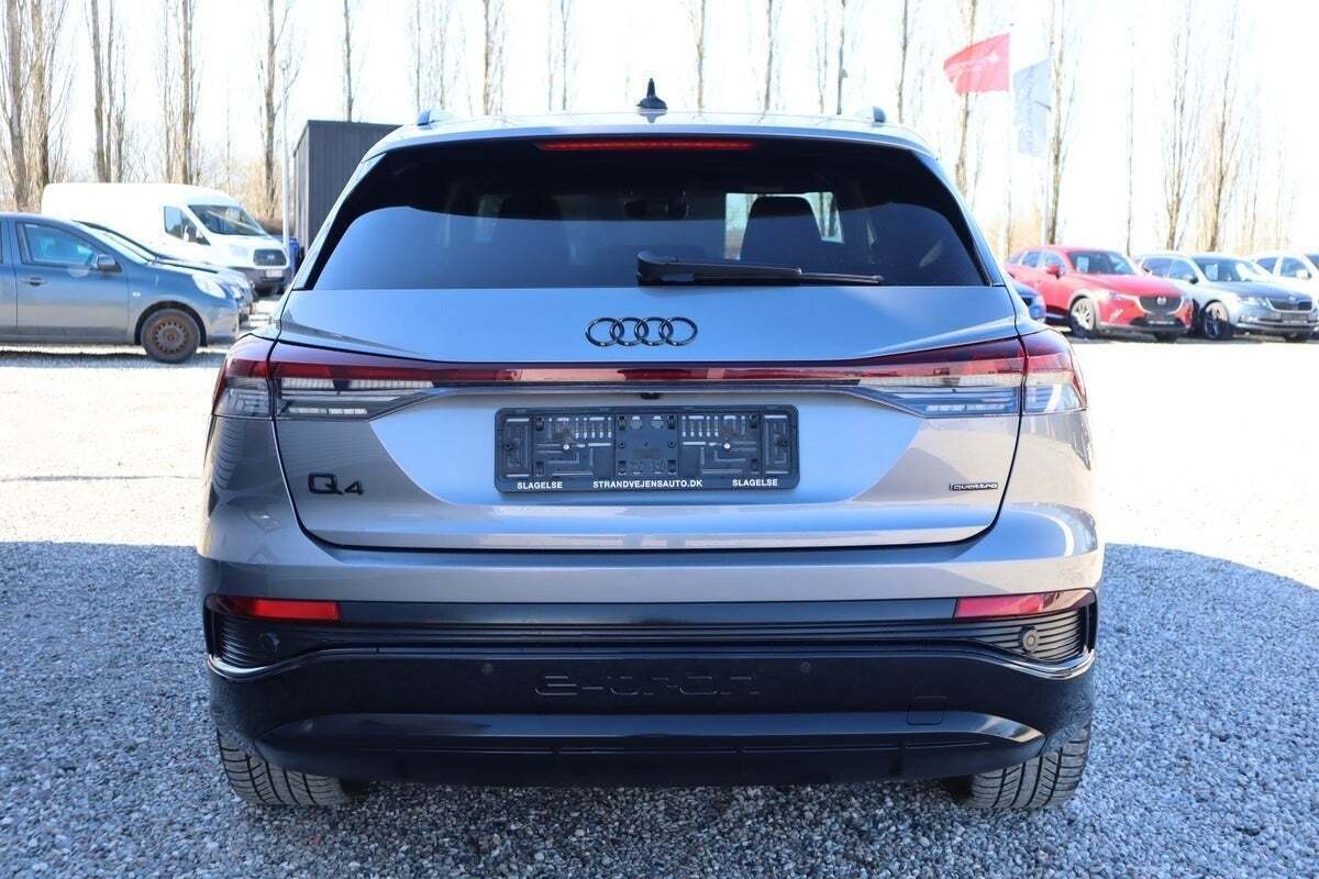 Audi Q4 e-tron 45 S-line quattro