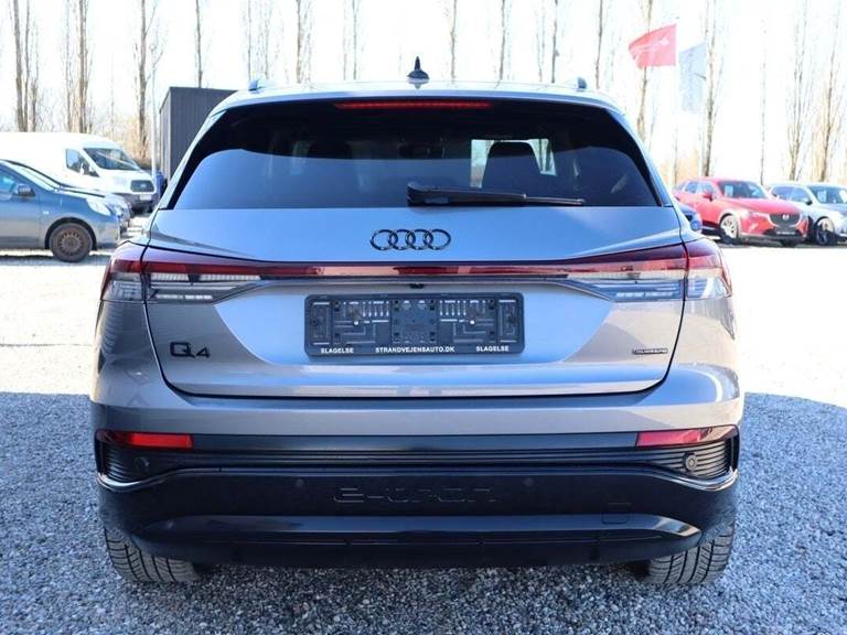 Audi Q4 e-tron 45 S-line quattro