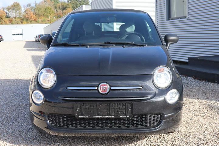 Sort Fiat 500C fra 2020 set udefra