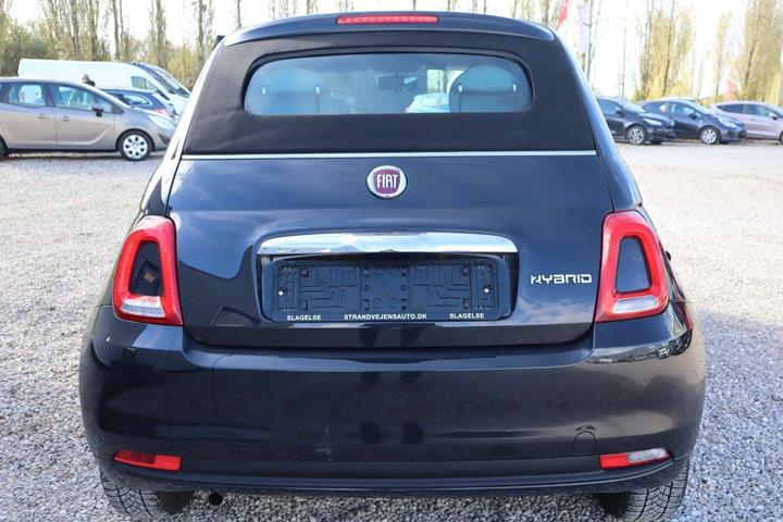 Sort Fiat 500C fra 2020 set udefra
