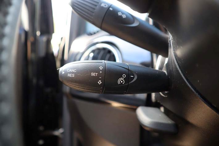 Sort Fiat 500C fra 2020