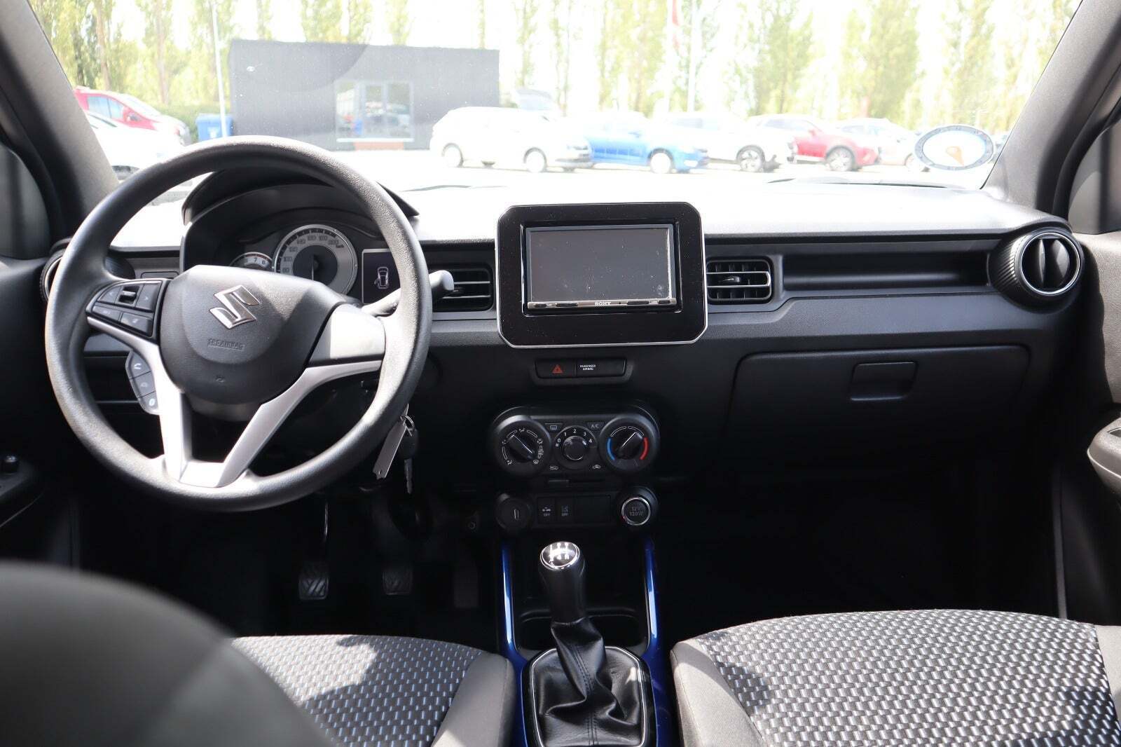 Grå Suzuki Ignis fra 2020