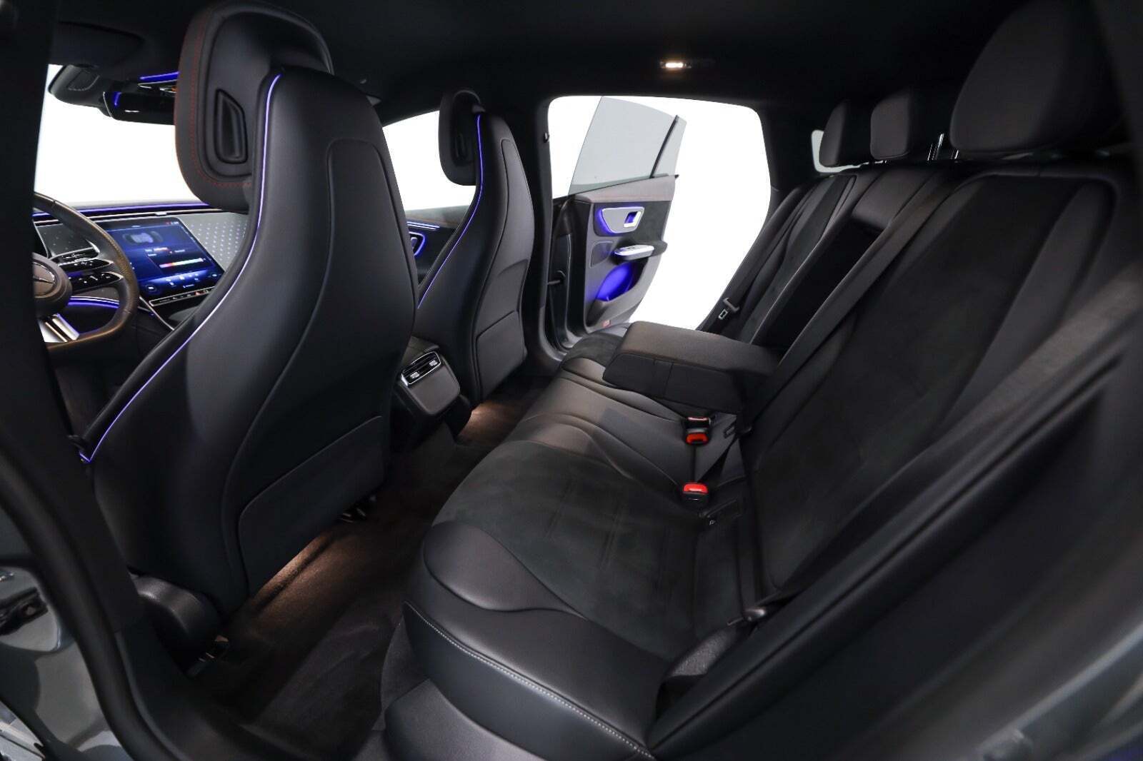 Mercedes EQE350 AMG Line