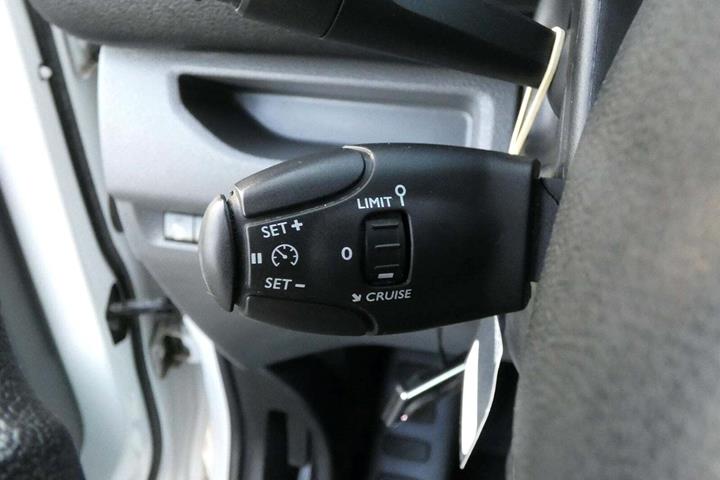 Hvid Toyota ProAce fra 2017