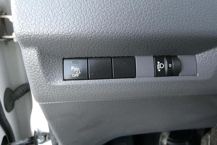Hvid Toyota ProAce fra 2017