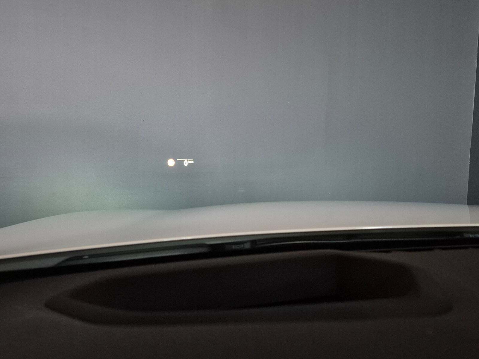 Hvid BMW 530e fra 2022