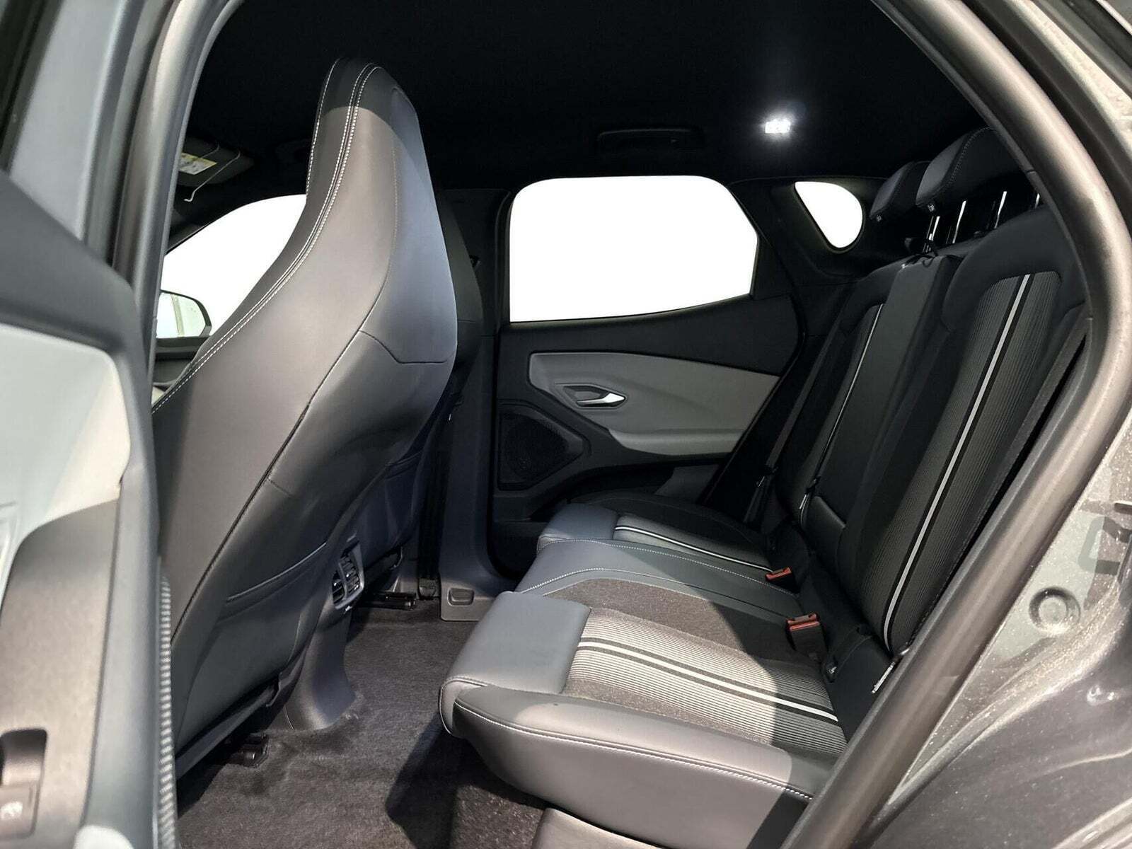 Ford Capri 82 Select Extended Range