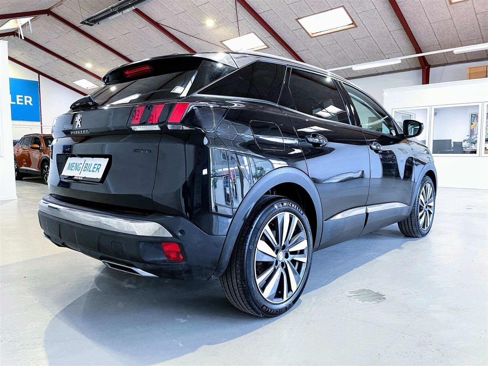 Sort Peugeot 3008 fra 2018