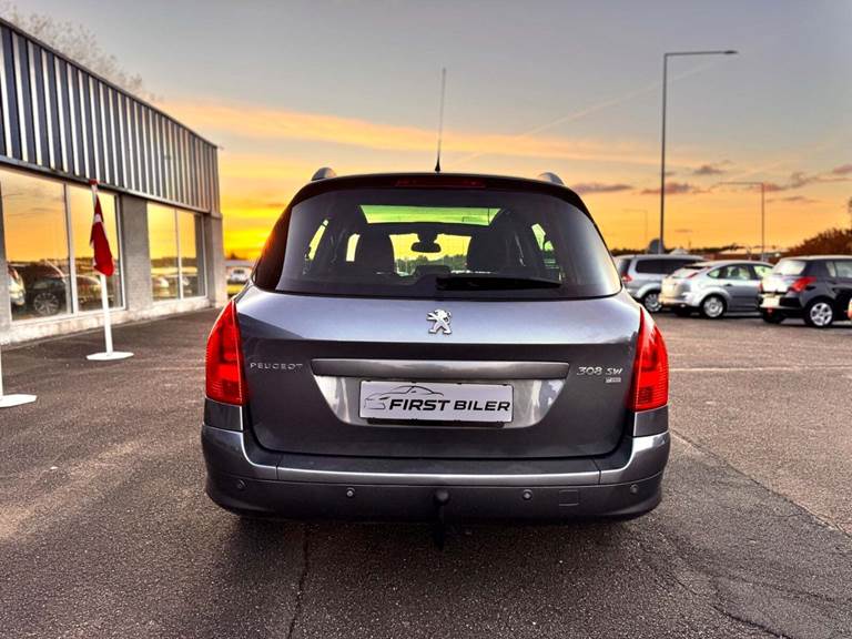 Peugeot 308 1,6 e-HDi 112 Sportium SW 7prs