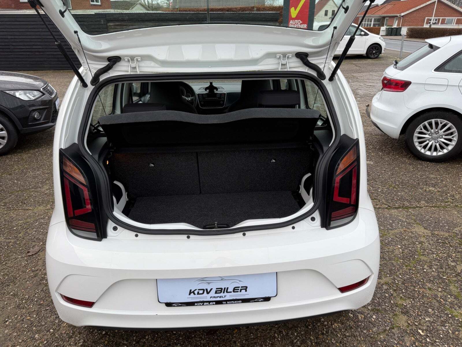 Hvid VW UP! fra 2018