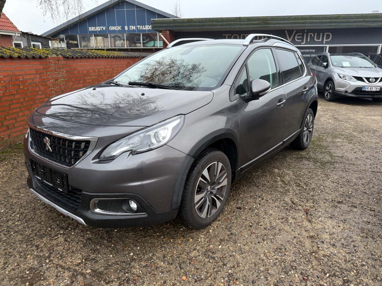 Peugeot 2008 1,6 BlueHDi 100 Allure Sky