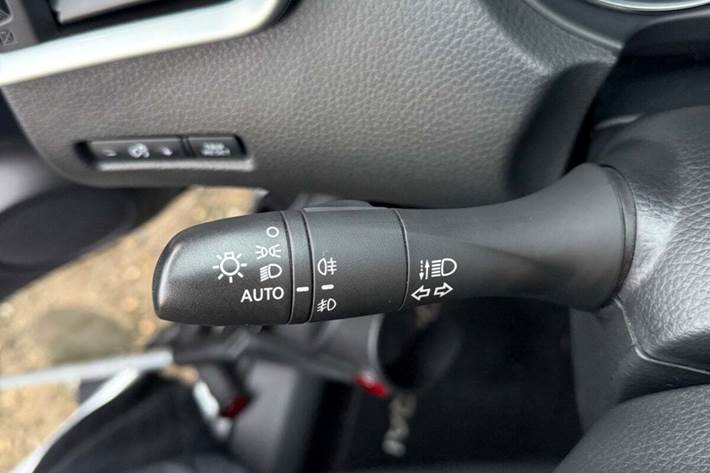 Grå Nissan Qashqai fra 2017