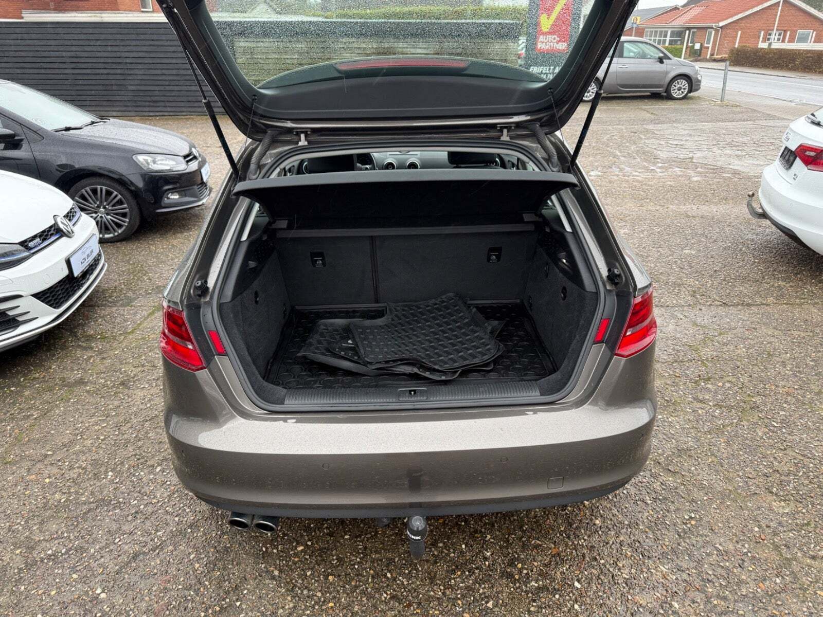 Grå Audi A3 fra 2016